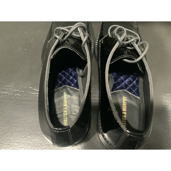 JOHNSTON & MURPHY GAVNEY Size 9 Black Patent